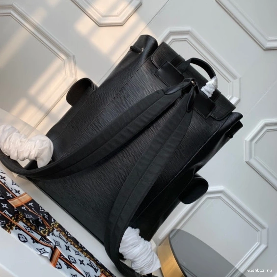 WIS LOUIS CHRISTOPHER PM VUITTON 0321